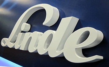 Акриловые стилизованные буквы для кампании «Linde»